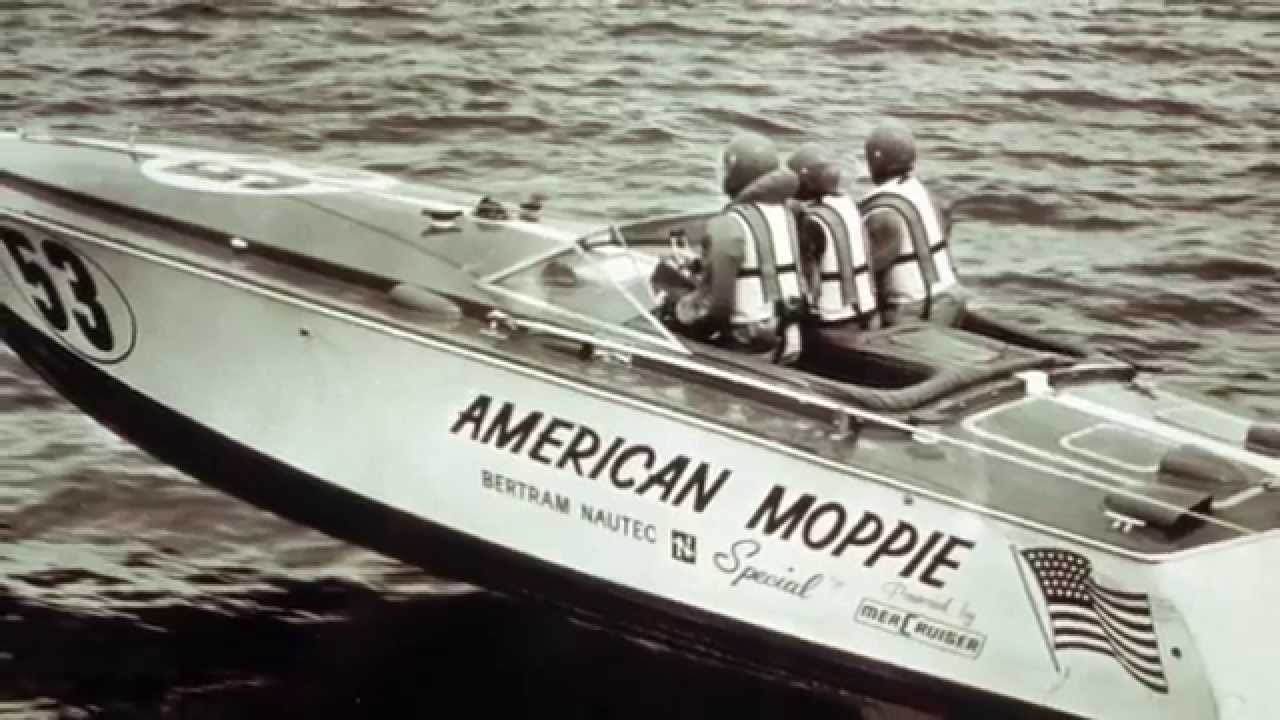 Making the Bertram 35 - YouTube