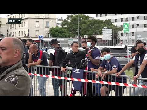 LIVE: Fans gather at Paris airport as Messi expected to land