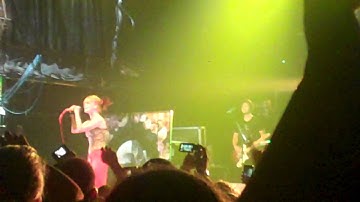 Paramore - Renegade @ Terminal 5 9-7-11
