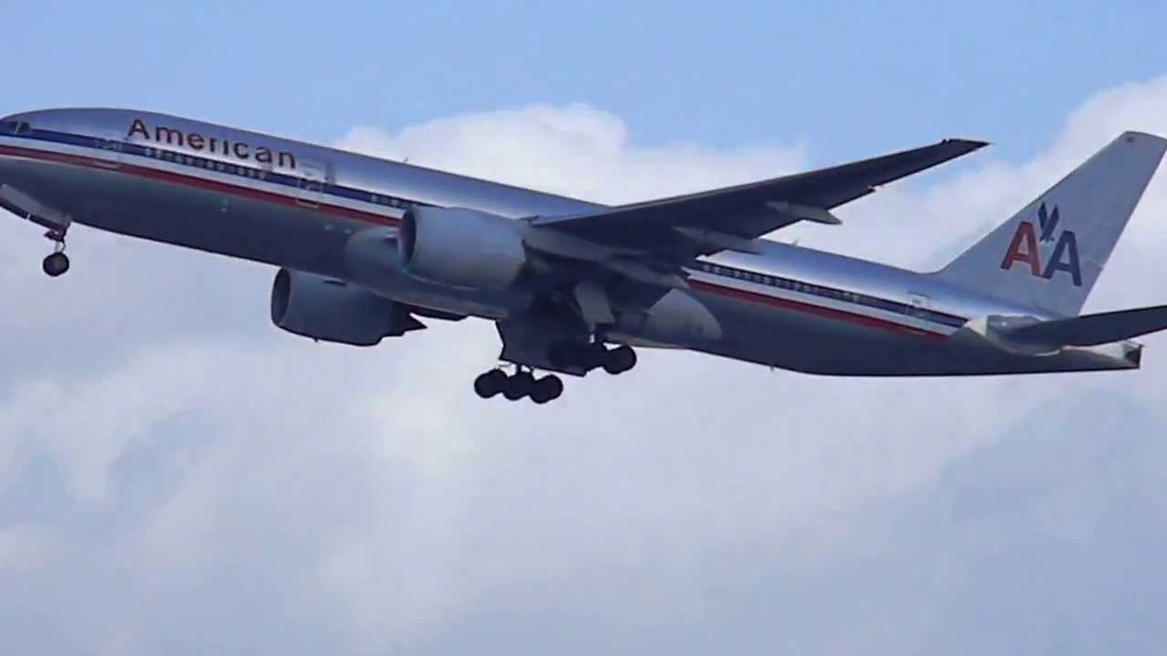 AA B772 Taking Off At LAX - YouTube
