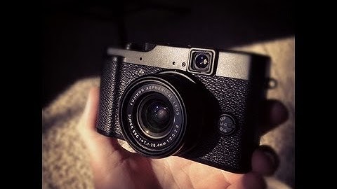Fujifilm X10 Unboxing