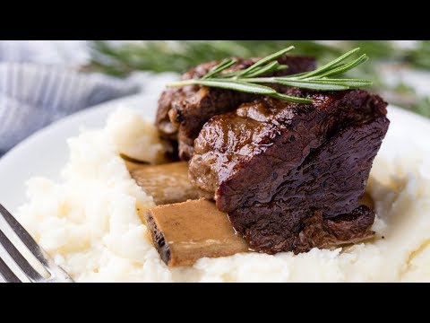How to Make Slow Cooker Beef Short Ribs