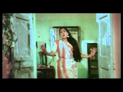 Angan Mein Tulsi - Bollywood Devotional Song - Jiyo Toh Aise Jiyo devotional meaning in bengali