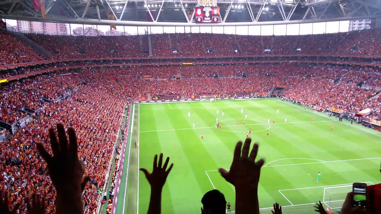 Galatasaray - Beşiktaş Maç Başı İlk Üçlü 24.05.2015 - YouTube