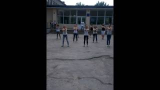 Репетиция танца 9 класс ,девочки