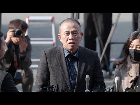 <strong>창원지검</strong> 출석한 명태균 &amp;quot;돈의 흐름 보면 사건 해결돼&amp;quot; / 연합뉴스TV (YonhapnewsTV)