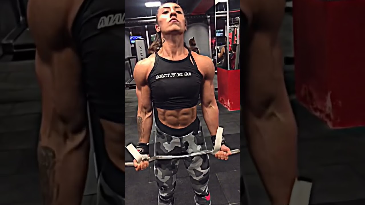 strong girl ..💪🏋️⚒️