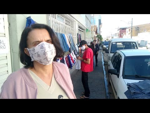Pastoral de Rua monta varal solidário para doar roupas a moradores de rua