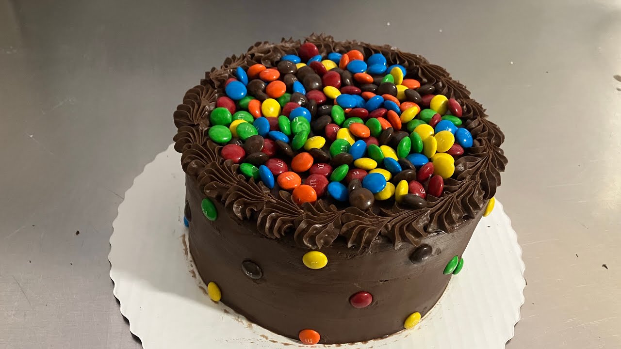 M&m filled cake | Decorating cake | cake decorating 