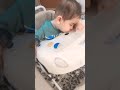 نايم حبيبي ونومة لعافيه عليك 