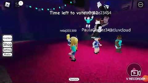 Playing clown killings reborn on roblox