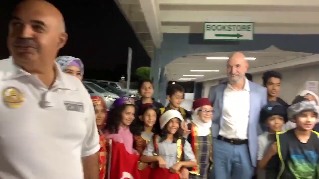 Ozman Sirgood arrival at Orange Crescent Fan Event