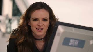 Team Flash get Barry out of the speedforce | The Flash 4x01