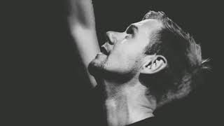 Armin Van Buuren feat. Laura V - Drowning (Avicii Remix)  (Original mix)