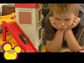 Youtube Thumbnail title