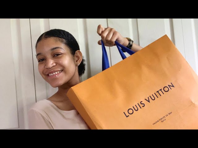 LOUIS VUITTON UNBOXING!!! (My New Laureate Desert Boots)