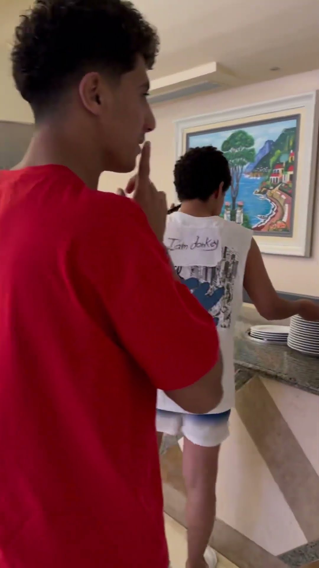 ضحكت عليه الاجانب ??