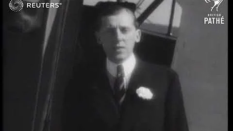Geoffrey Lloyd leaves Hendon by air (1938)