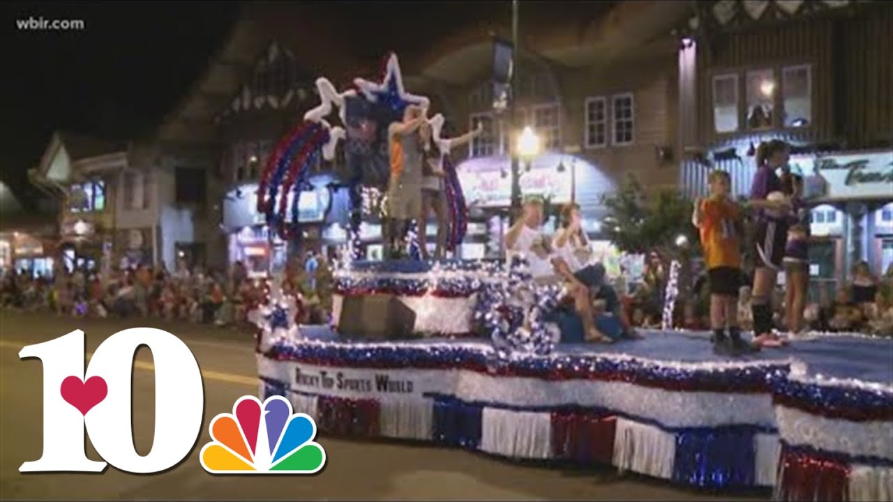 Gatlinburg's midnight parade ushers in Fourth of July celebrations