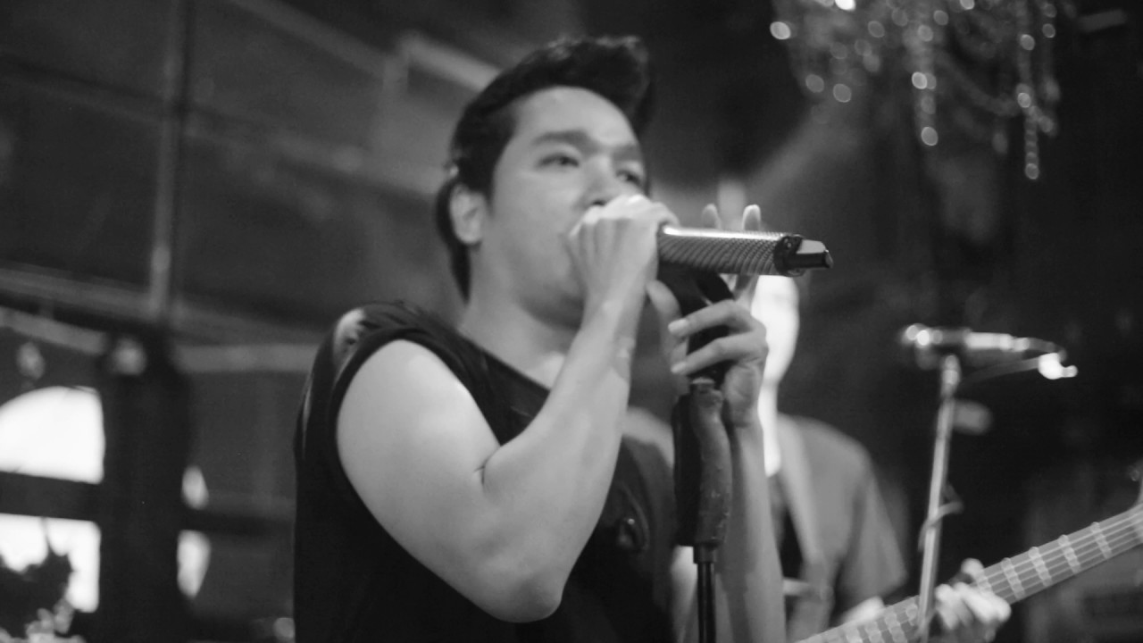 กลับมา (2 day ago kid) - เอ๊ะ จิรากร Live at Parking Toys