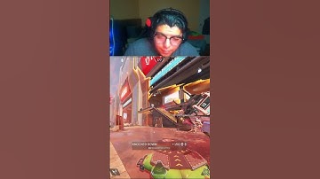 A simple 1v3!! #ApexLegends #ApexClutch #Apex1v3 #ApexPlays #ApexShorts #ApexMoments #ApexHighlights