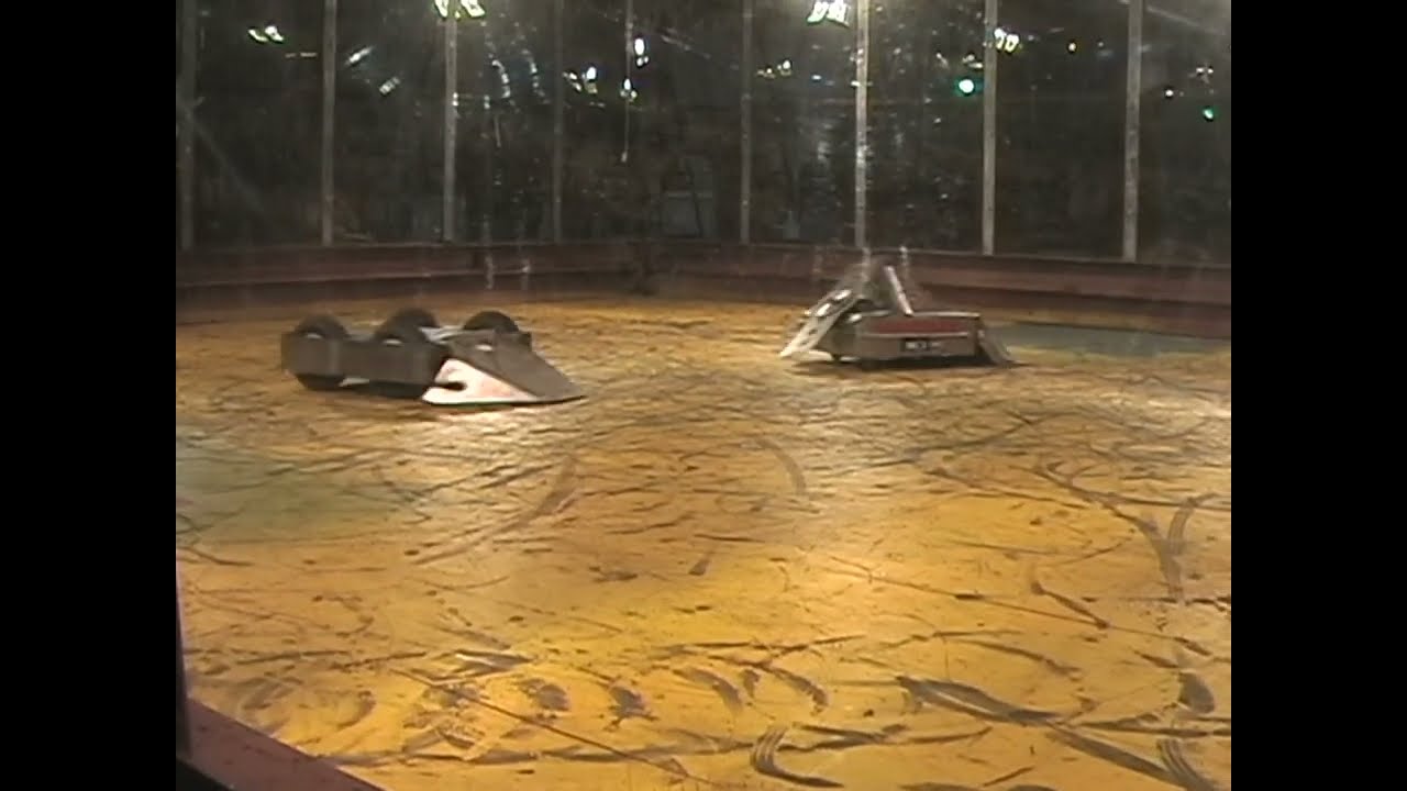 Robocide - Eradicator vs Snuggles - 340lb (Super Heavyweight) - Fight #5