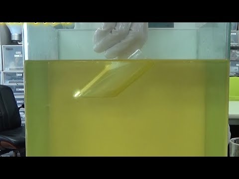 【理科・科学】ガラスを溶かす液体にコップを入れてみた！中学校理科　実験　第一分野　光と音　反射と屈折 - 【理科・科学】ガラスを溶かす液体にコップを入れてみた！中学校理科　実験　第一分野　光と音　反射と屈折