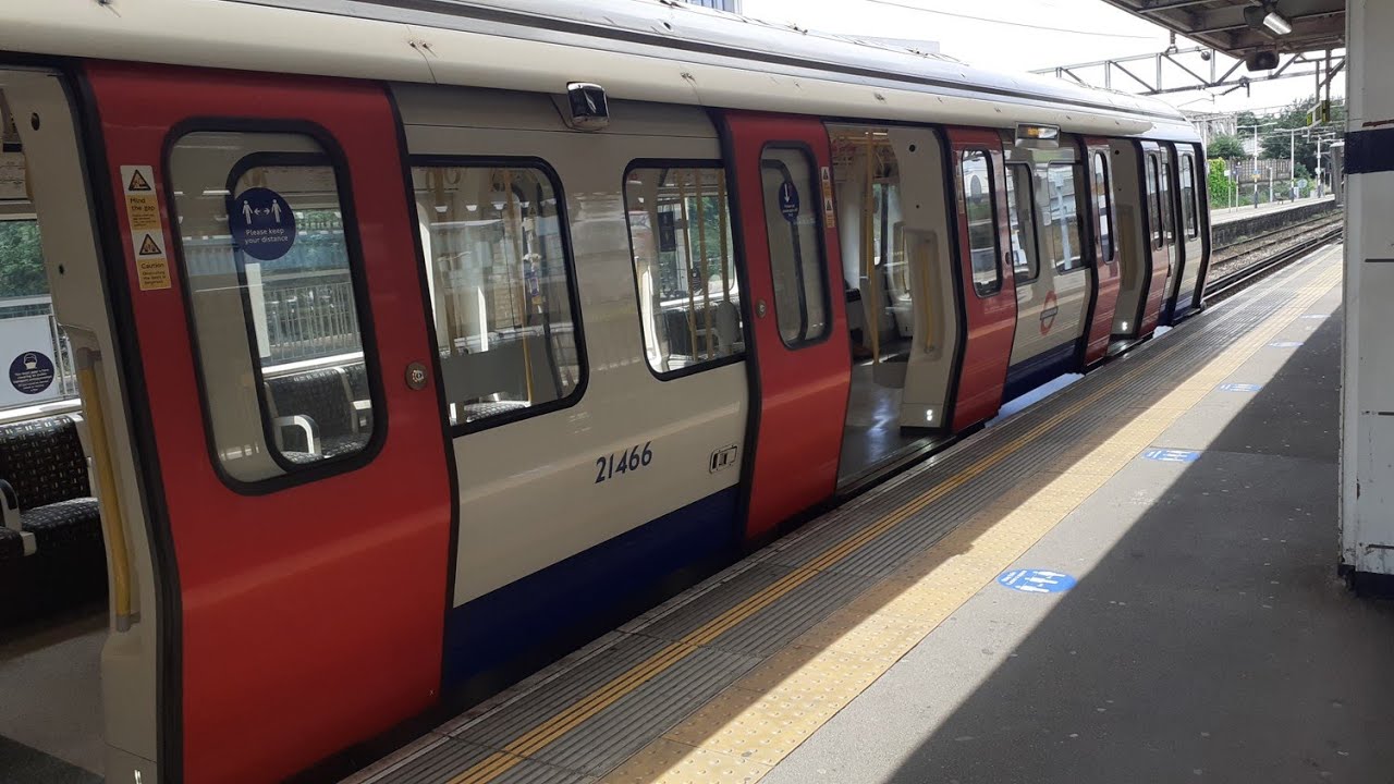 H&C Line - S7 Stock - Journey Carriage: 21466 - Upminster - Barking - 10/08/2021 - (Special Service)