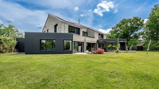 Glamour Meets Comfort: Innovative Living in Rotenburg