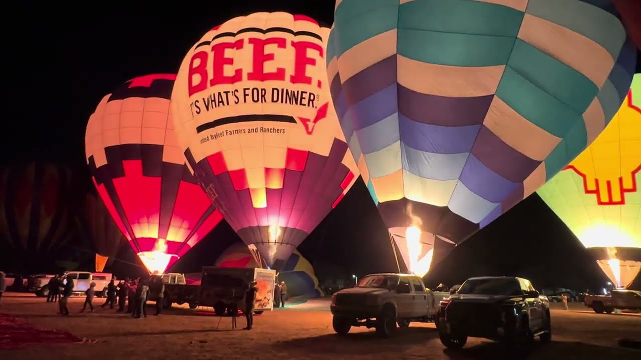 Awesome evening at the hot air balloon glow