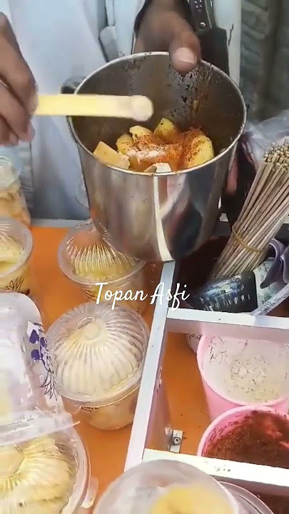 Goyang Nanas #rujak #goyang  #nanasmanis #shortvideo #viral #shorts #short