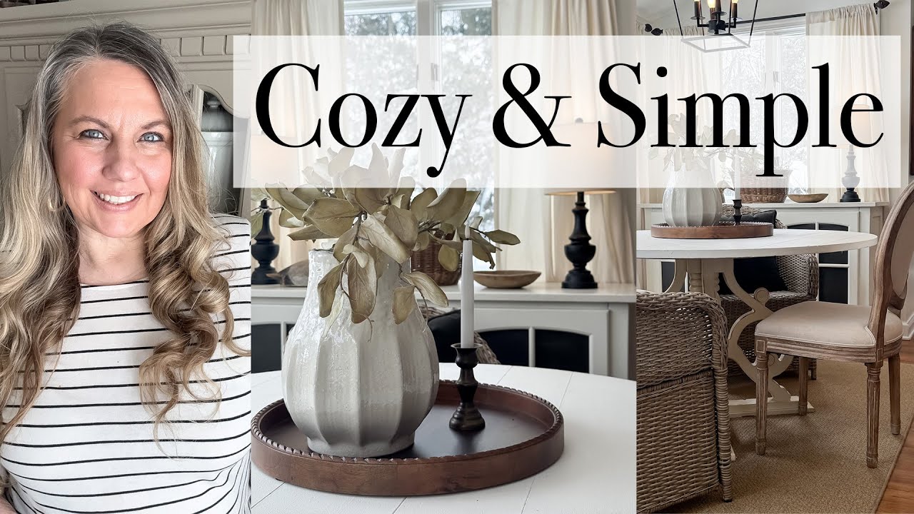 Уютная обновленная кухня в нейтральных, простых тонах для создания комфортной атмосферы загородно...