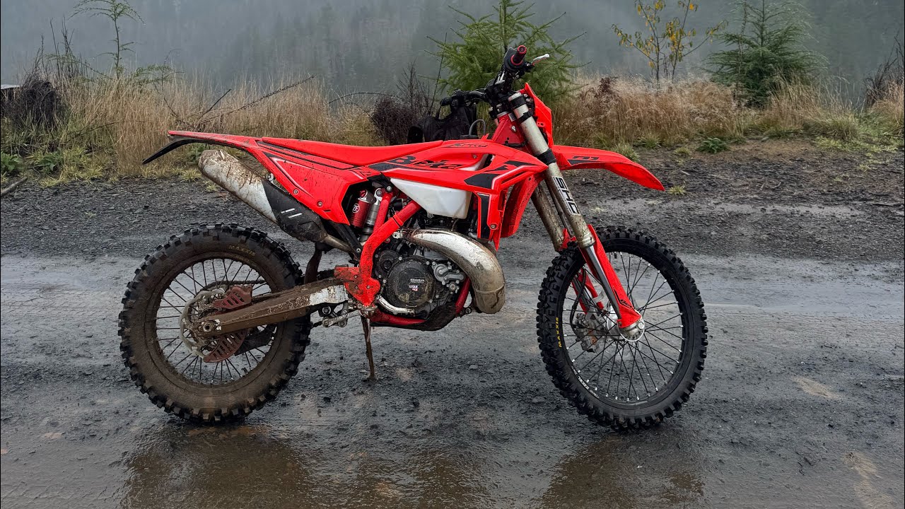 TRAIL RIDING IN THE PNW: 2026 beta 300 RR X-PRO 