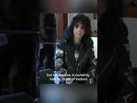 Alice Cooper classic Wayne's World scene talking about Milwaukee