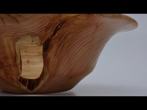 Wood turning - The beautiful grain of Western Red Cedar