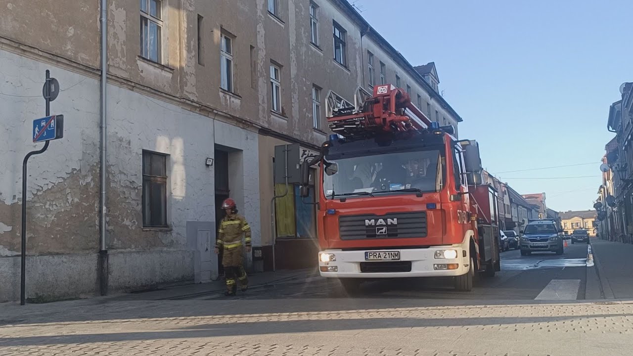 Rawicz. Pożar w kamienicy przy rynku
