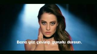 Derya Uluğ ~ Canavar (Lyrics Video) Sözler Ekranda