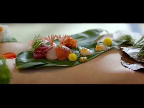 sashimi nyotaimori