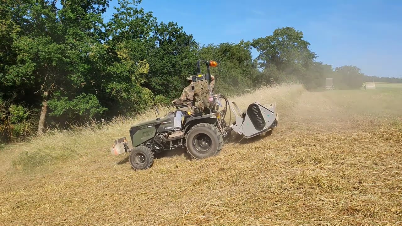 Mulchen am Hang mit Startrac 26 H