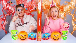 ТЕЛЕПАТИЯ СЛАДОСТЬ ИЛИ ГАДОСТЬ ЧЕЛЛЕНДЖ 🎃 ХЭЛЛОУИН 2018 TWIN TELEPATHY TRICK OR TREAT CHALLENGE ТЕЛЕПАТИЯ СЛАДОСТЬ ИЛИ ГАДОСТЬ ЧЕЛЛЕНДЖ 🎃 ХЭЛЛОУИН 2018 TWIN TELEPATHY TRICK OR TREAT CHALLENGE