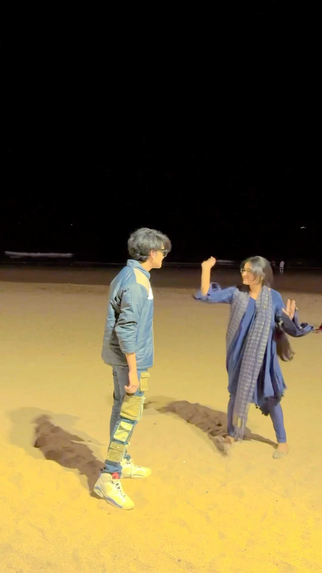 Mujhe Kuch Dikhaayi Nahi De raha?? #zidaanshahidaly #comedy #shorts