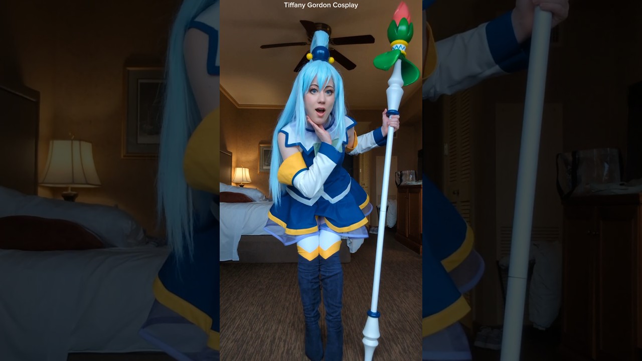 Day 2 at Arctic Comic Con in Alaska as Aqua! #cosplay #alaska #knonosuba