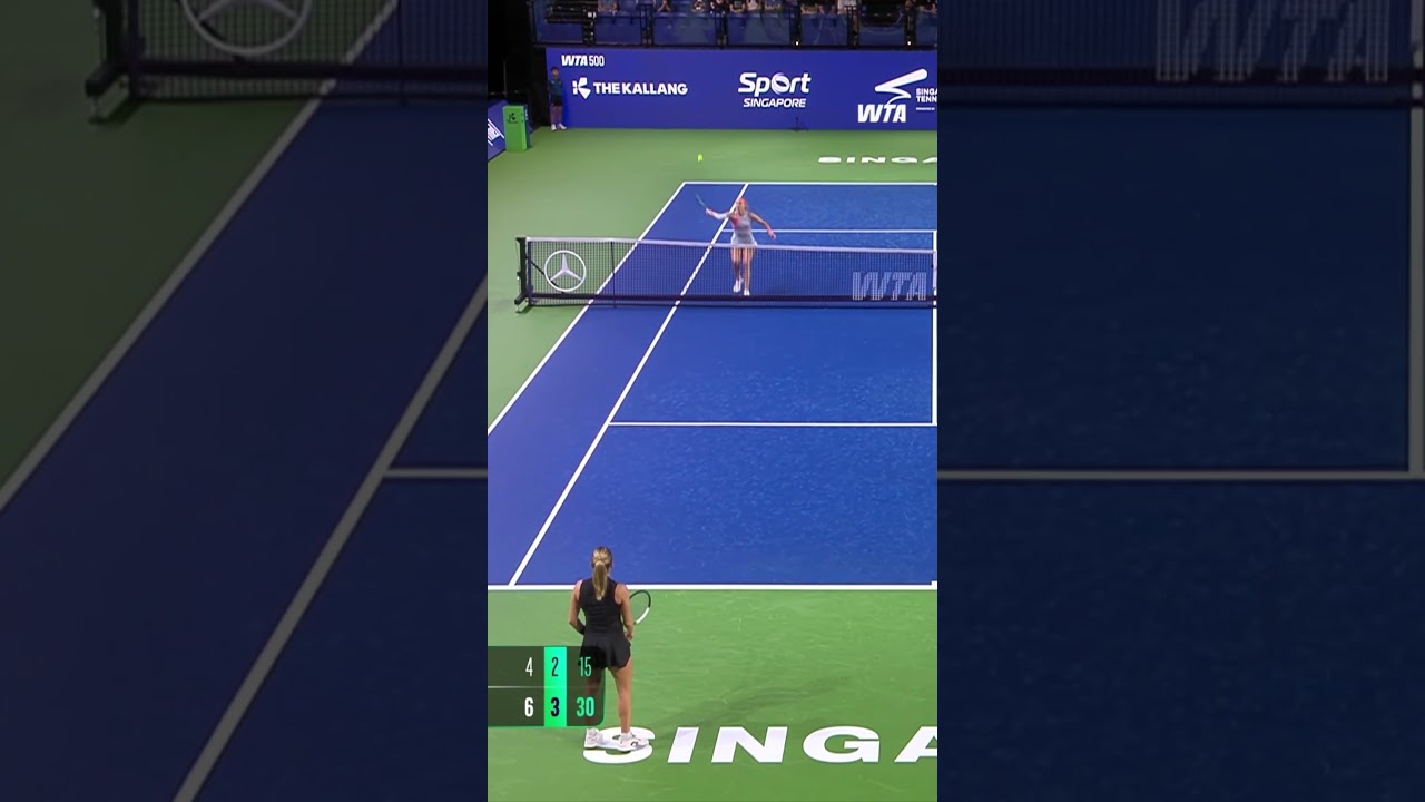 Meant to do that... 👀 Maja Chwalinska gets a slice of luck on Sramkova in Singapore! #SgTennisOpen