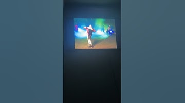 watching the music video of the year 💯🔥🔥🔥🔥🔥 #clockittttt #clockdat #shamar #fendi (@courtneymac)