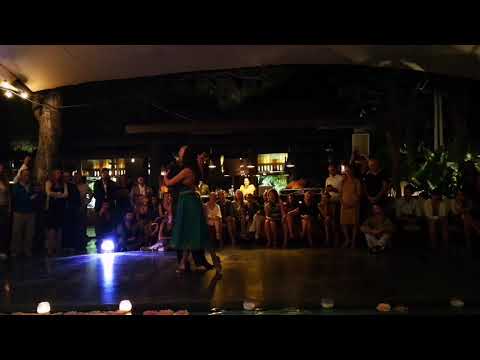 Javier Antar y Patricie Poráková bailan en Ibiza Tango Love 2017