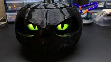 Raspberry Pi-powered Jack-o-lantern - Happy Halloween!