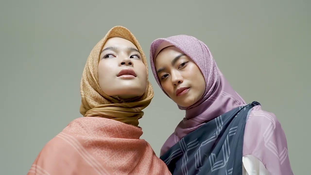 Here’s our fresh pick from the Knit Series.