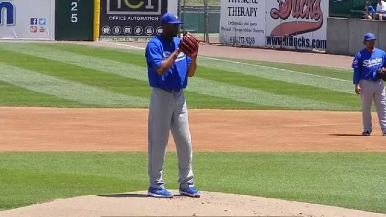 Tracy McGrady wants to be a pro pitcher