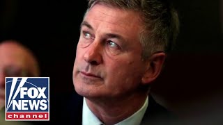 How could Alec Baldwin have unintentionally pulled the trigger? Weapons safety expert explains