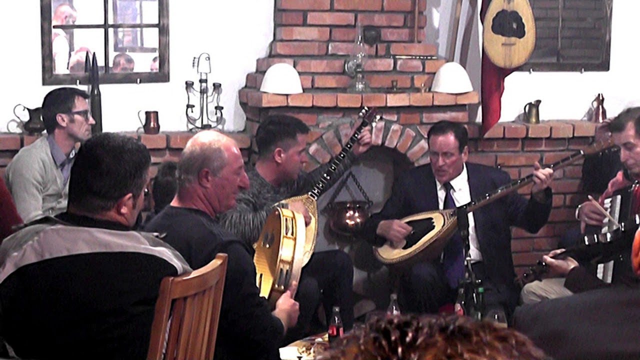 RIFAT BERISHA 2018 = NER NI MRIZ NER NJI LAJTHI -sponzor arhivi folklorik